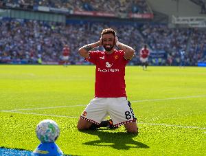 曼晚：曼联夏窗没有引进10号位的计划，队内多人能踢这个位置